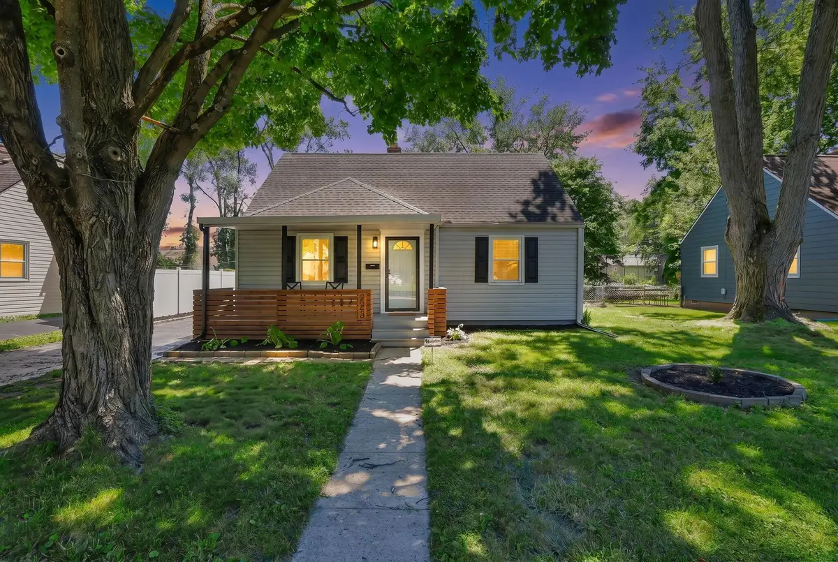 142 N Kellner Road, Columbus, OH 43209 - #1