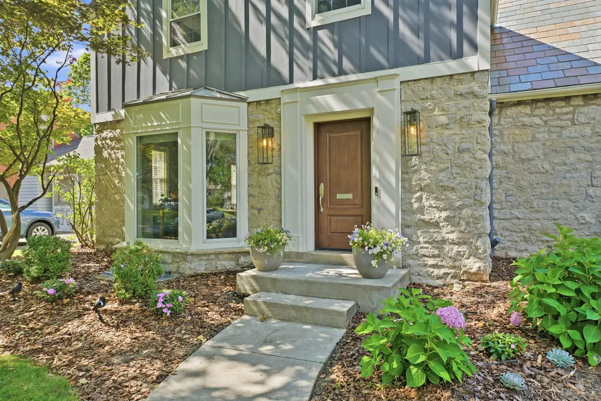 2724 Sherwood Road, Columbus, OH 43209 - #1