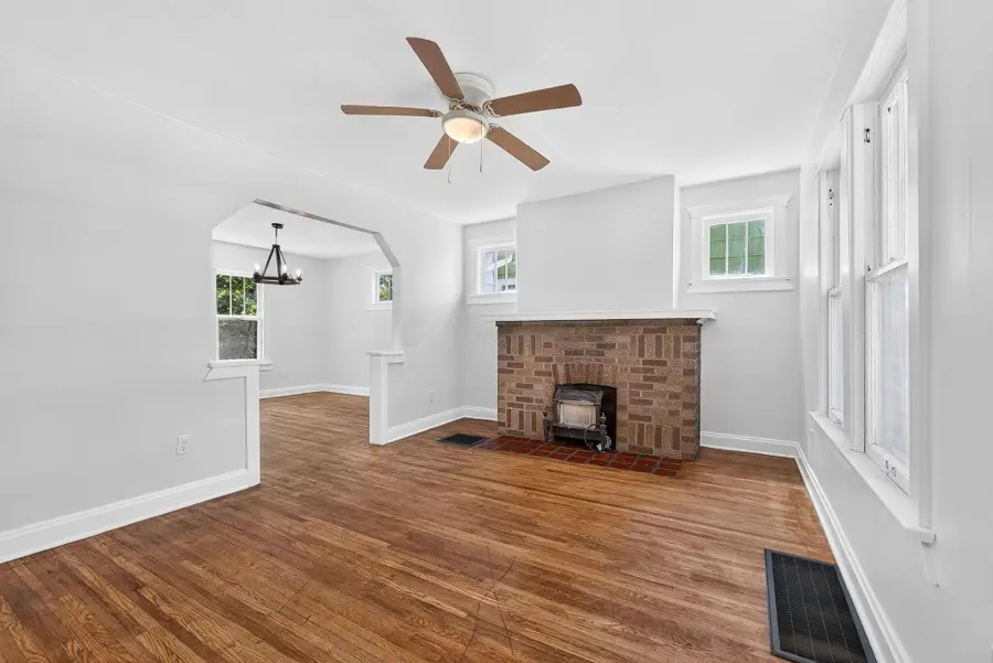 734 S Richardson Avenue, Columbus, OH 43204 - #3