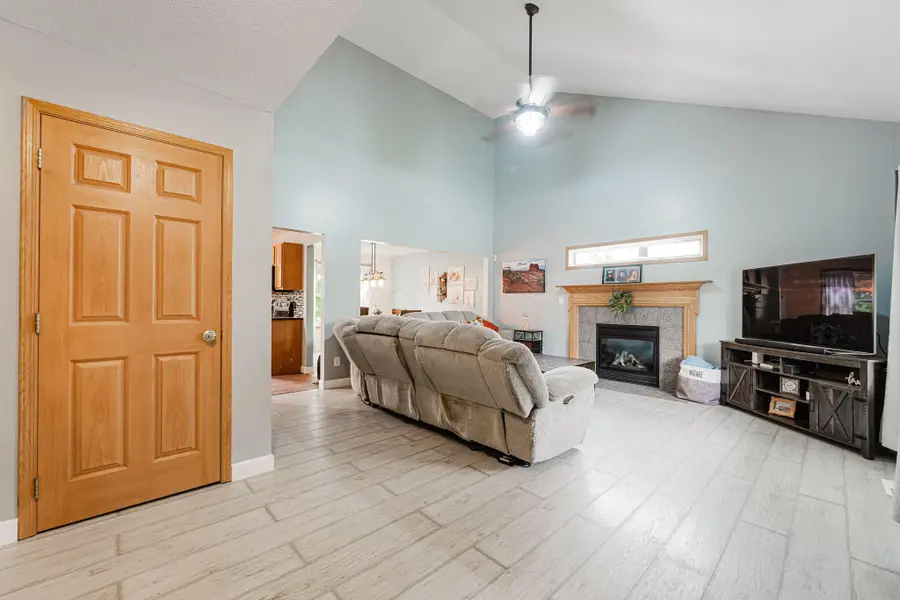 1717 Creekview Drive, Marysville, OH 43040 - #3