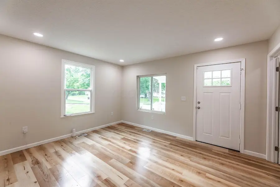 2288 Middlehurst Drive, Columbus, OH 43219 - #3