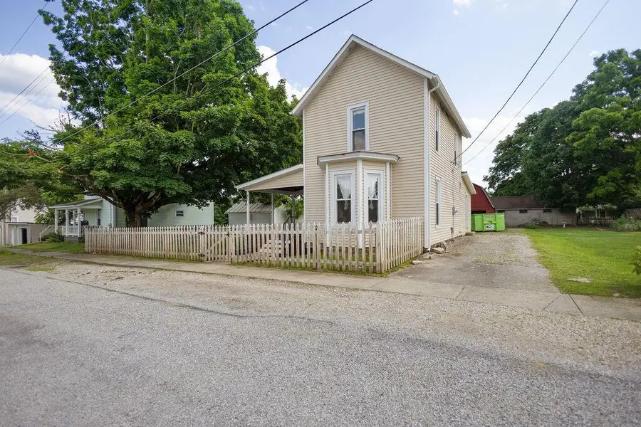 37 College Street, Alexandria, OH 43001 - #2