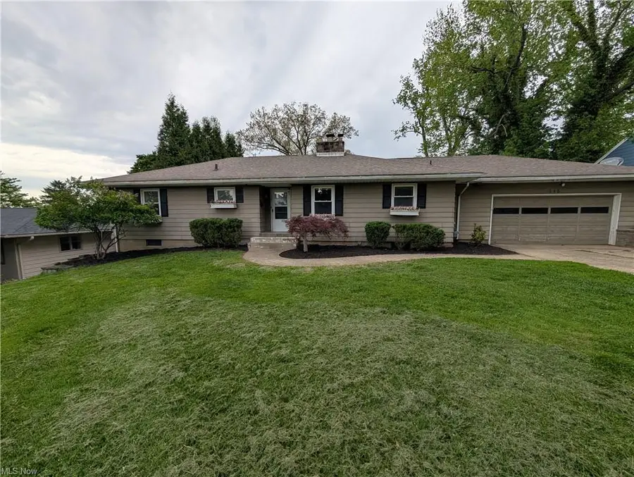 545 N Ray Drive, Zanesville, OH 43701 - #2