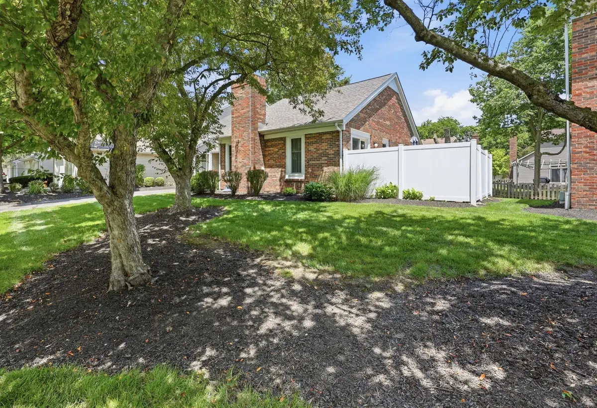 5800 Parkbridge Lane, Dublin, OH 43016 - #1