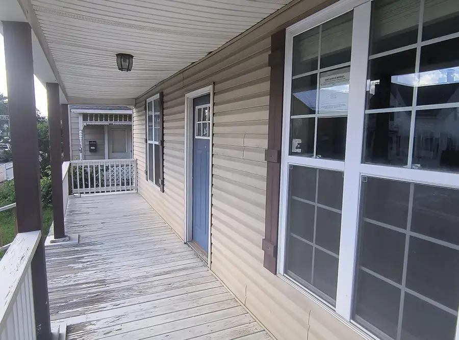 60 N London Street, Mount Sterling, OH 43143 - #2