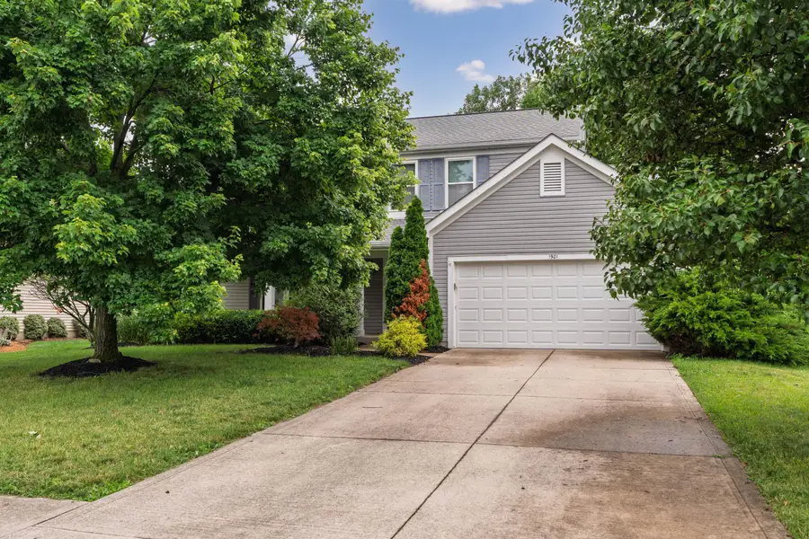 1901 Westwood Drive, Lewis Center, OH 43035 - #2