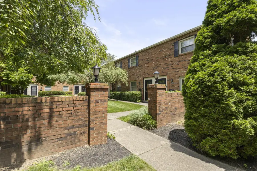 4714 Merrifield Place, Columbus, OH 43220 - #2
