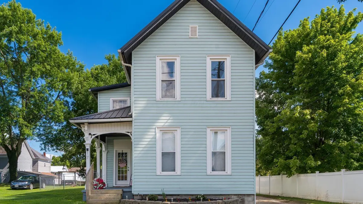 17 E Oak Street, Newark, OH 43055 - #1