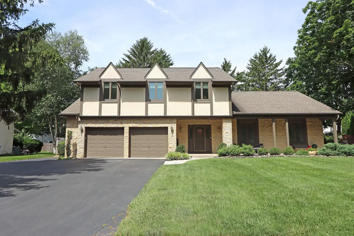 3969 Newhall Road, Upper Arlington, OH 43220 - #1