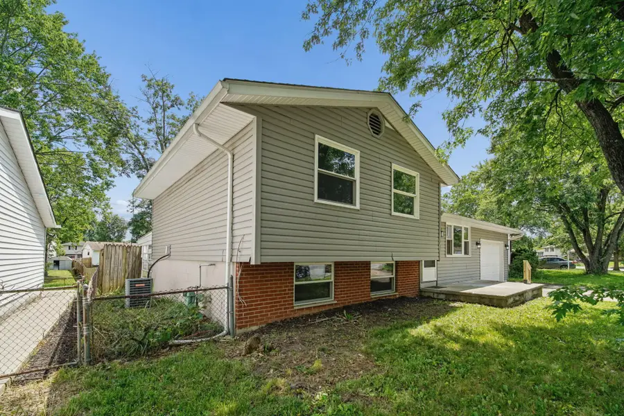 3255 Winding Creek Drive, Columbus, OH 43223 - #2