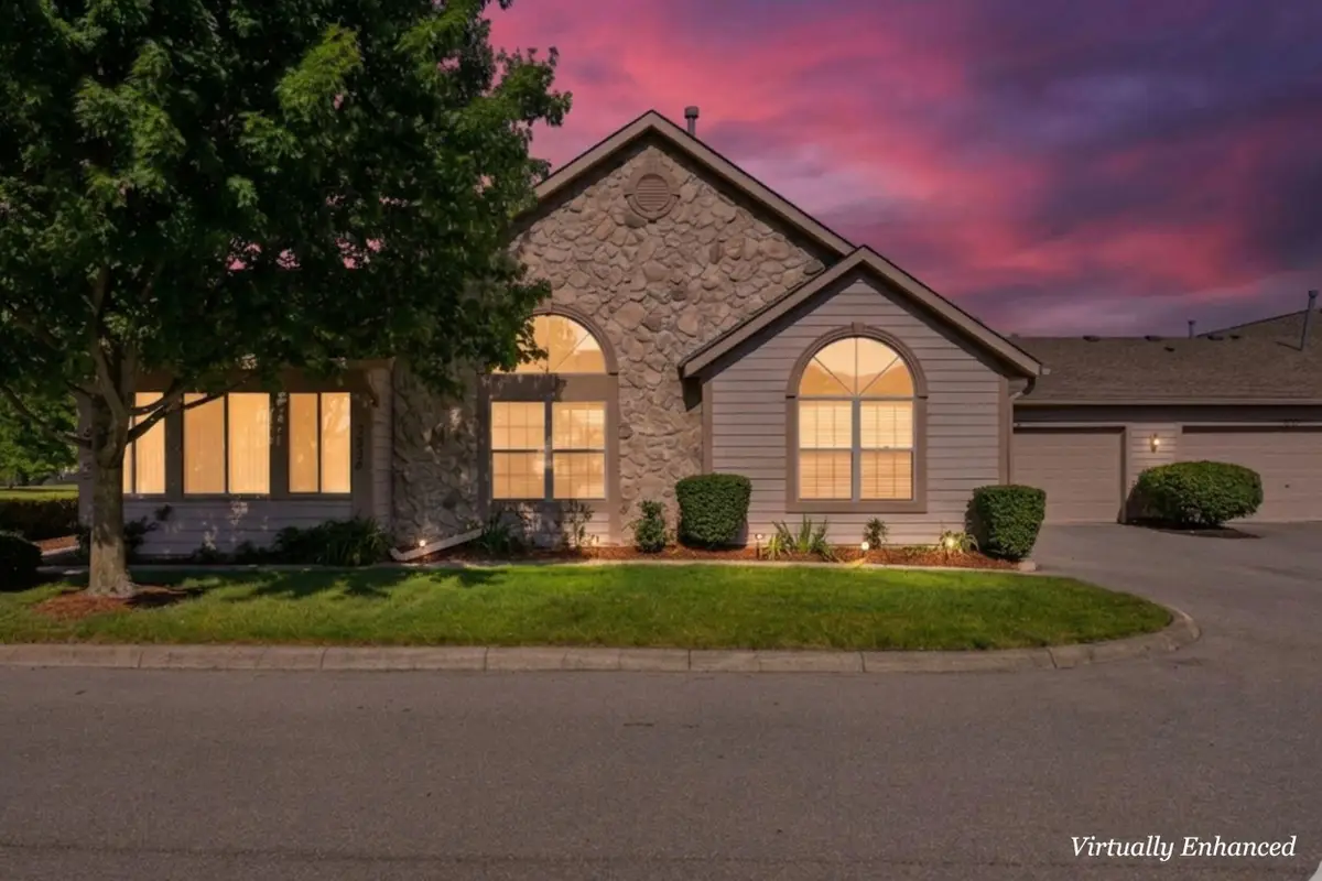3592 Stoneway Point, Powell, OH 43065 - #1