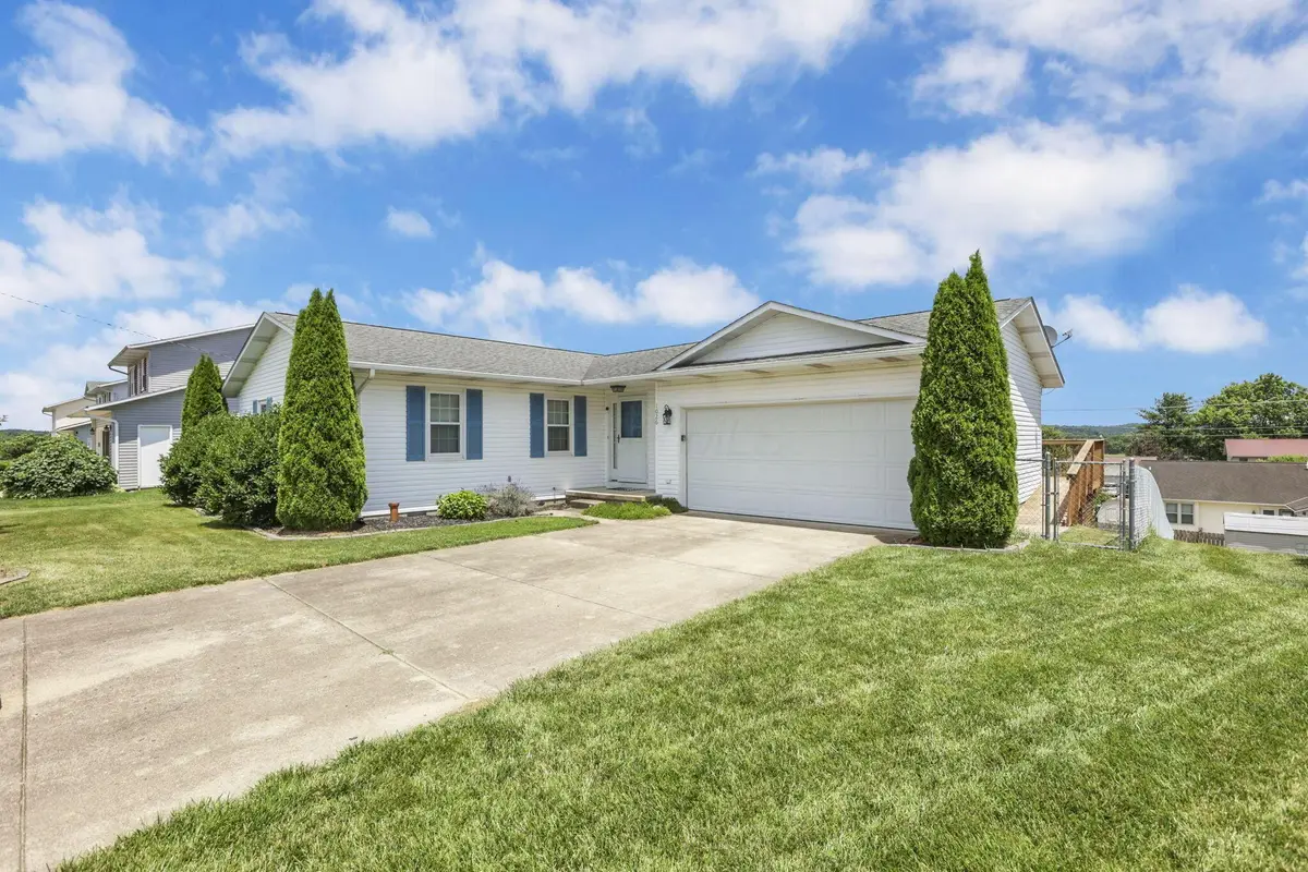 1026 Elizabeth Avenue, Logan, OH 43138 - #1