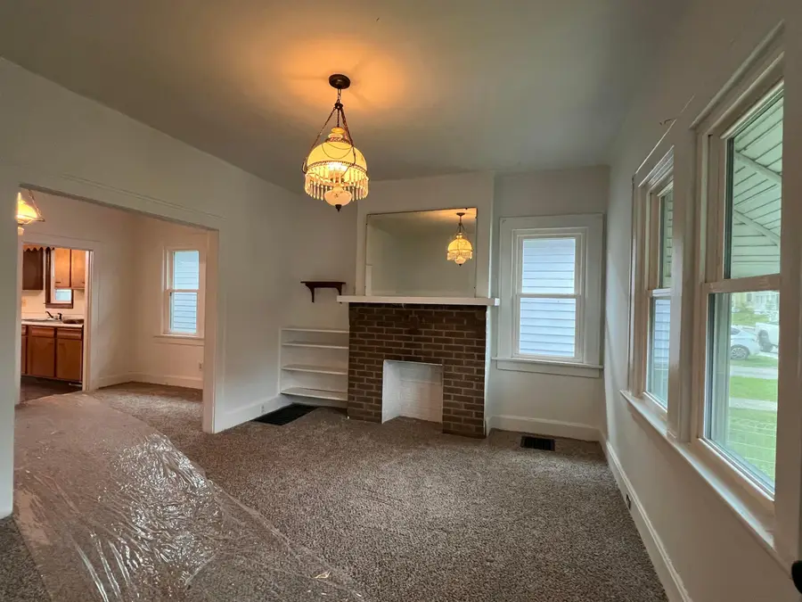 218 Belvidere Avenue, Columbus, OH 43223 - #3
