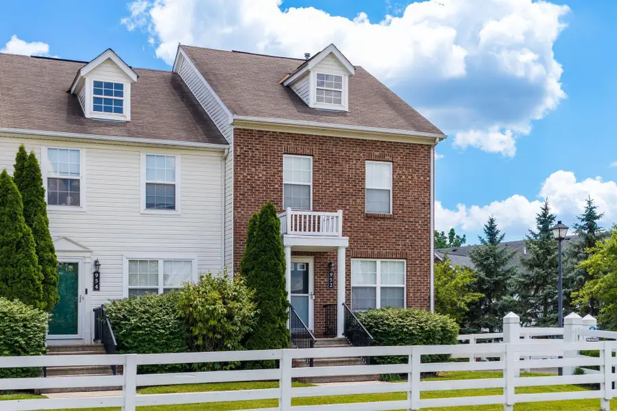 952 Hartford Village Boulevard, Columbus, OH 43228 - #2