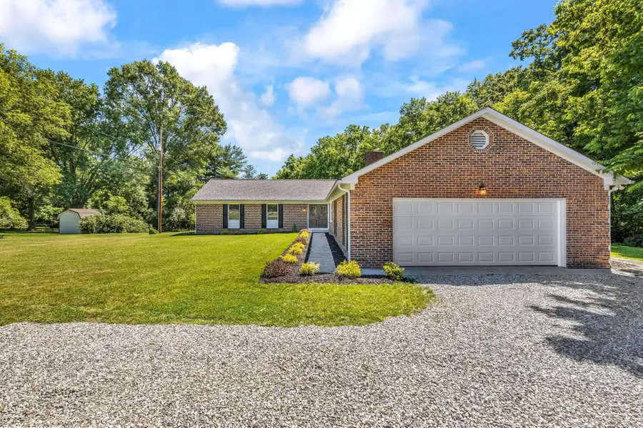 1270 Carriage Road, Powell, OH 43065 - #3