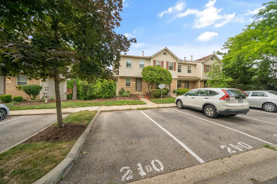 210 Foxtrail Court, Westerville, OH 43081 - #2