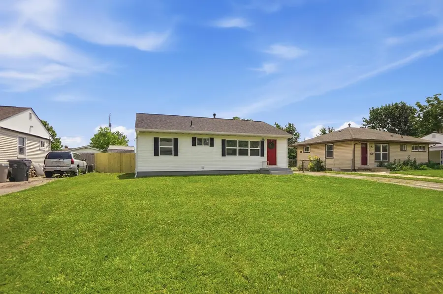 806 Josephine Avenue, Columbus, OH 43204 - #3