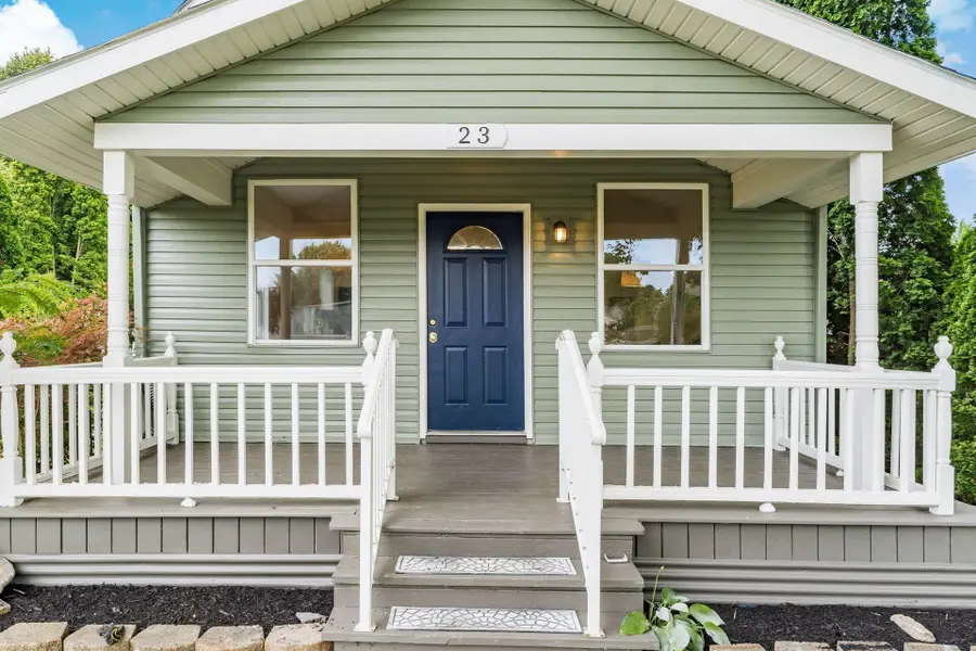 23 E Oak Street, Canal Winchester, OH 43110 - #2