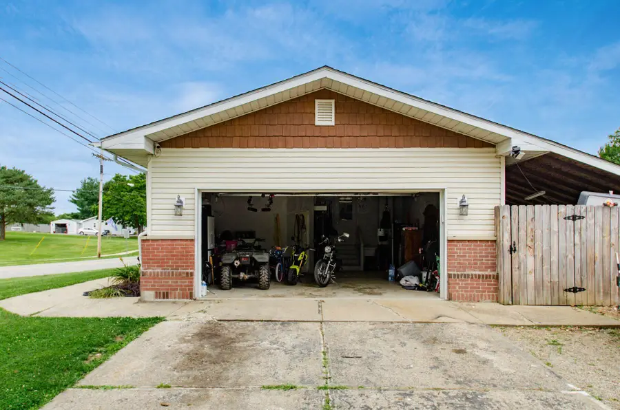 2880 Chautauqua Boulevard, Millersport, OH 43046 - #2