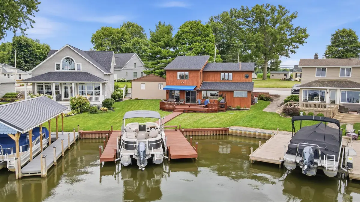 3250 South Bank Road Ne, Millersport, OH 43046 - #1