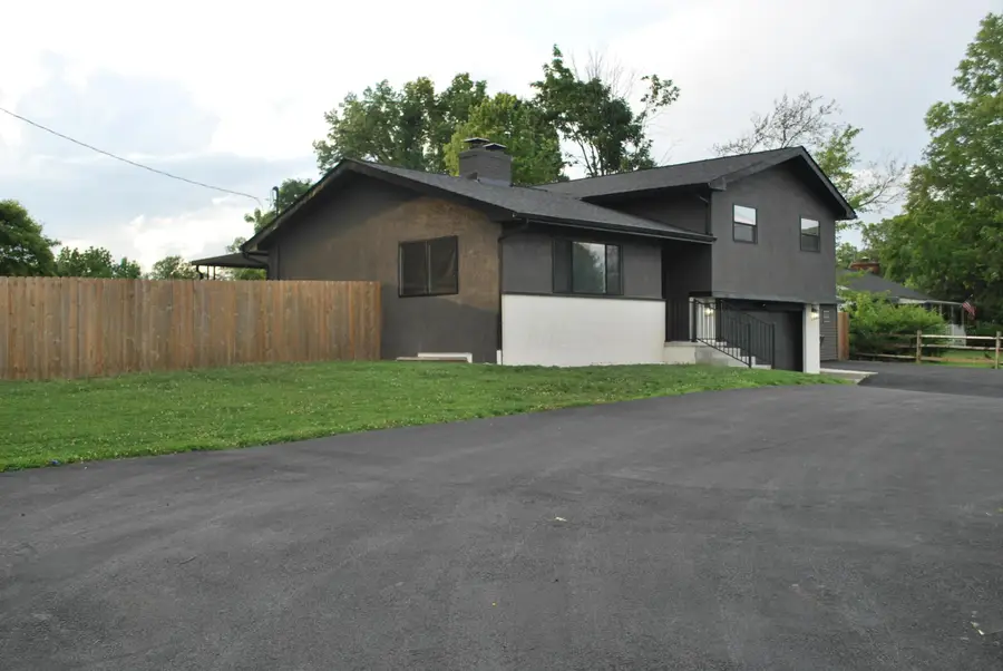7404 Worthington Road, Westerville, OH 43082 - #2