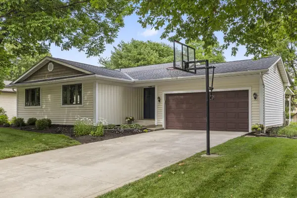126 Spring Hollow Lane, Westerville, OH 43081
