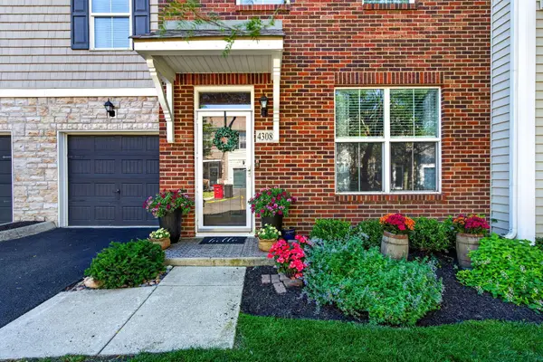 4308 Sunninghill Drive, Grove City, OH 43123