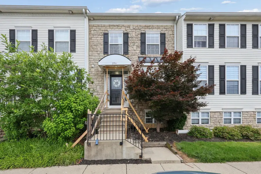 256 Oxford Oak Drive, Blacklick, OH 43004 - #3