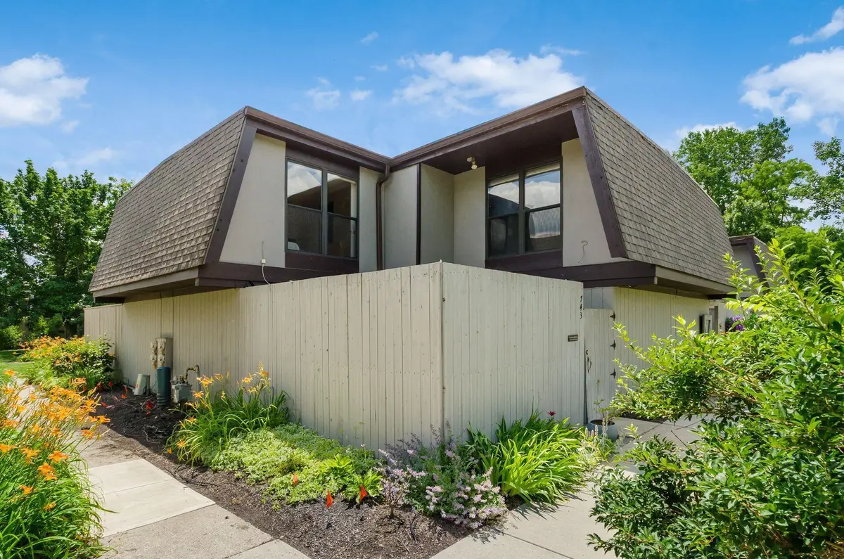 743 Worthington Forest Place, Columbus, OH 43229 - #1