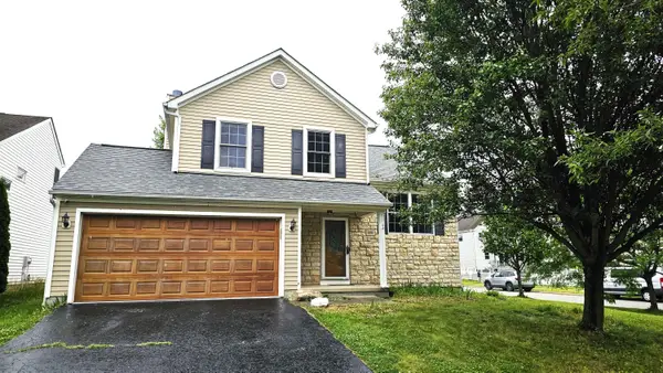 800 Bent Oak Drive, Blacklick, OH 43004