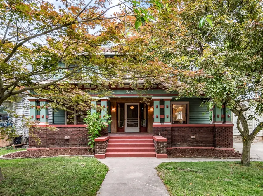 226 E Cassilly Street, Springfield, OH 45503 - #2
