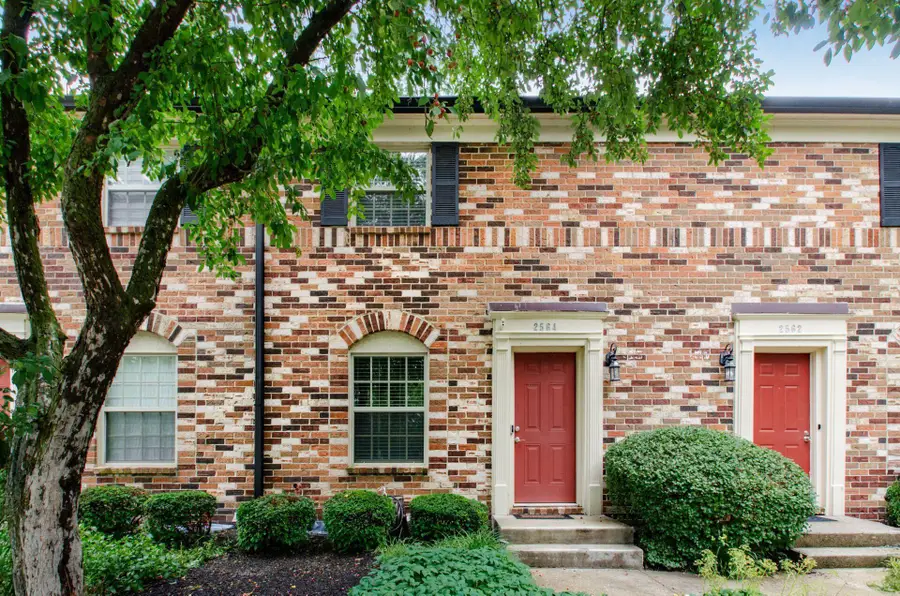 2564 Shore Line Lane, Columbus, OH 43221 - #2