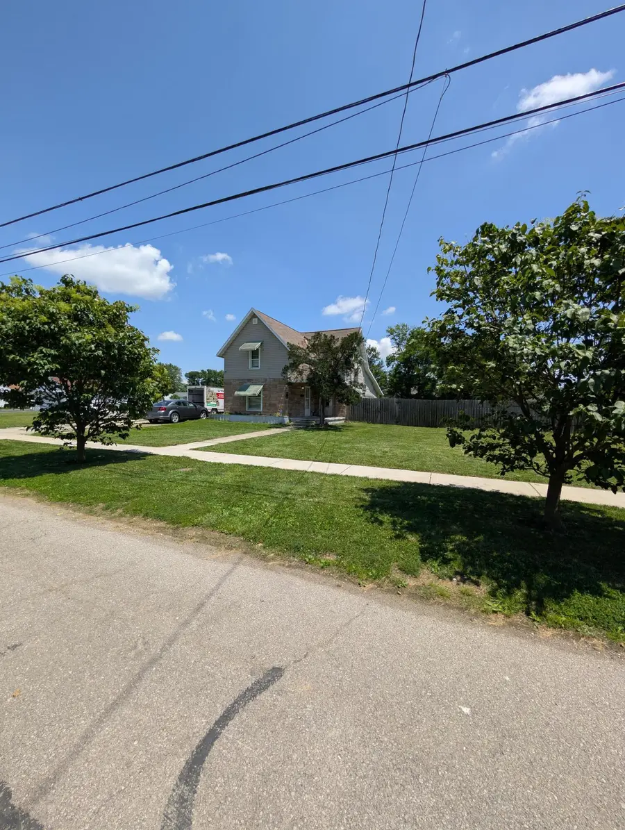 472 Patterson Street, Marion, OH 43302 - #3