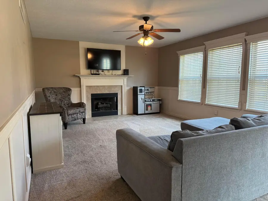 576 Heartland Court, Sunbury, OH 43074 - #2