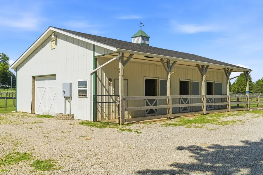 15050 Croton Road, Centerburg, OH 43011 - #3