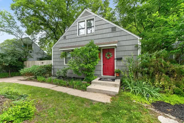 5698 Indianola Avenue, Worthington, OH 43085
