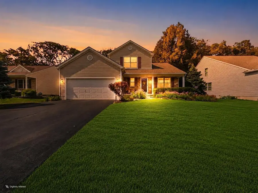 3884 Black Pine Drive, Grove City, OH 43123 - #3