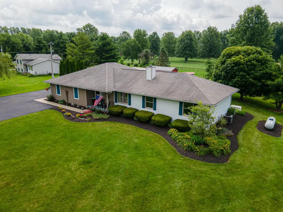 3084 Columbus Road, Centerburg, OH 43011 - #3