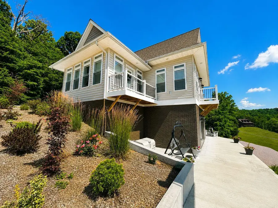 1071 Lake Katharine Road, Jackson, OH 45640 - #2