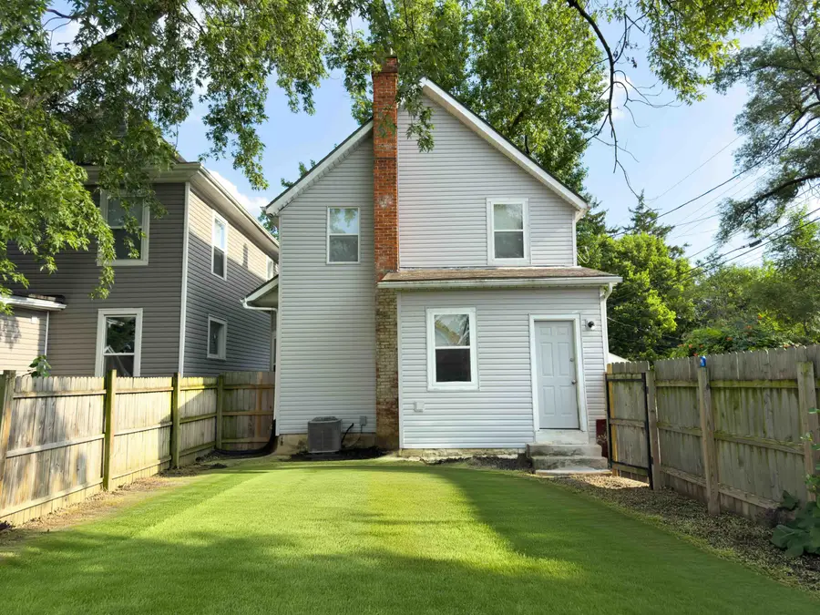 1120 E Kossuth Street, Columbus, OH 43206 - #3