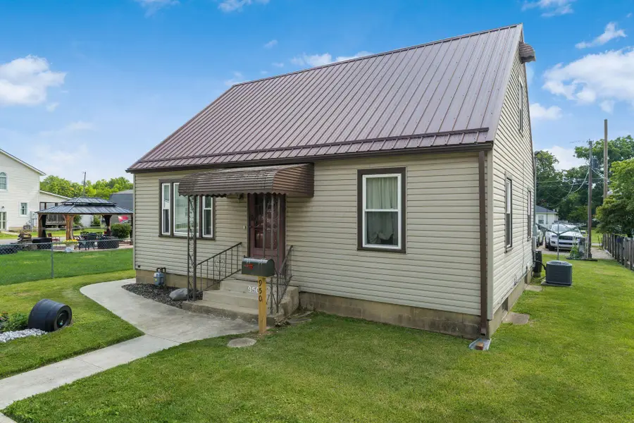 950 N Pierce Avenue, Lancaster, OH 43130 - #2