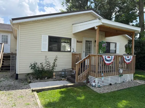 130 Elliott Avenue, Buckeye Lake, OH 43008