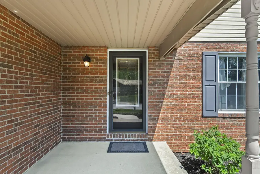 846 Walbridge Drive, Columbus, OH 43230 - #3