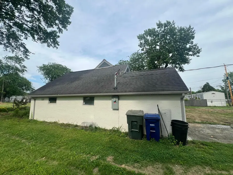 1384 Moler Road, Columbus, OH 43207 - #3