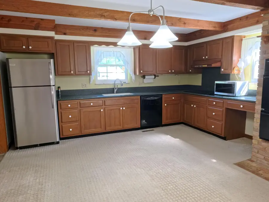 7825 Fairlawn Drive, Pickerington, OH 43147 - #3