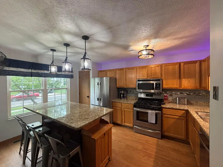 449 Oak Meadow Drive, Pataskala, OH 43062 - #2