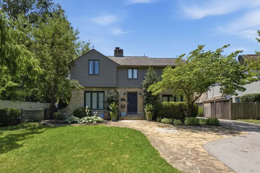 2281 Northwest Boulevard, Columbus, OH 43221 - #2