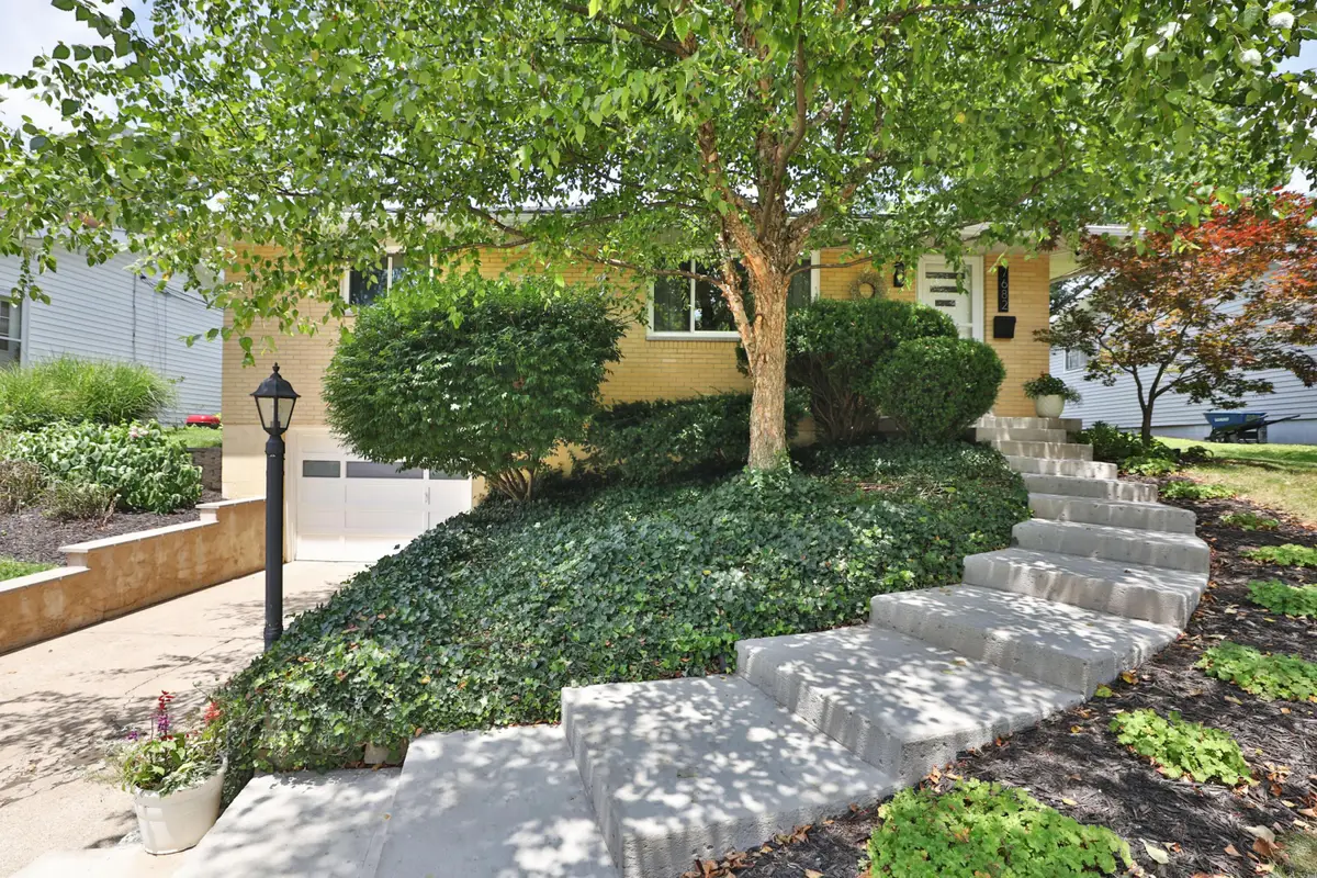 7682 Broadwyn Drive, Reynoldsburg, OH 43068 - #1