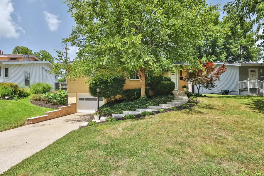 7682 Broadwyn Drive, Reynoldsburg, OH 43068 - #3