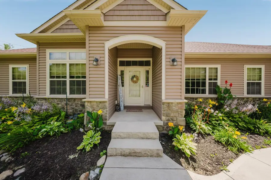 6684 Borror Road, Grove City, OH 43123 - #2